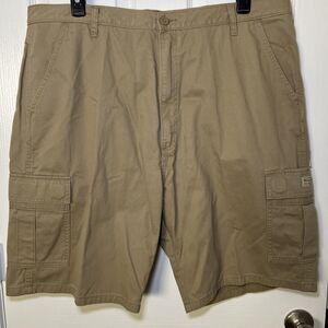 Wrangler Cargo Shorts NWT Mens 42 Relaxed Fit Beige Khaki Pockets Cotton